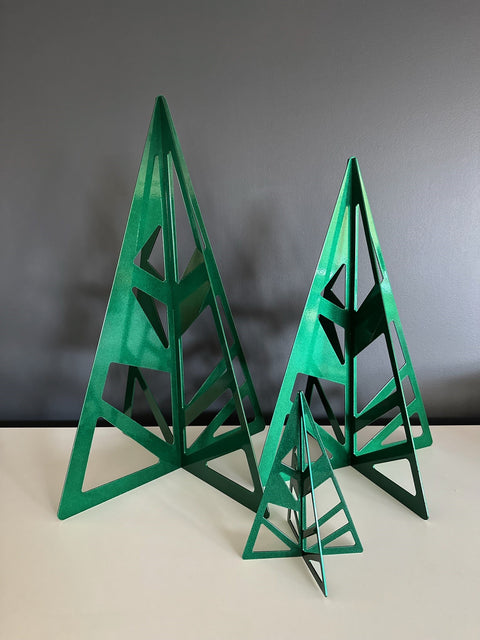 Christmas Tree Geo Intersecting Decoration